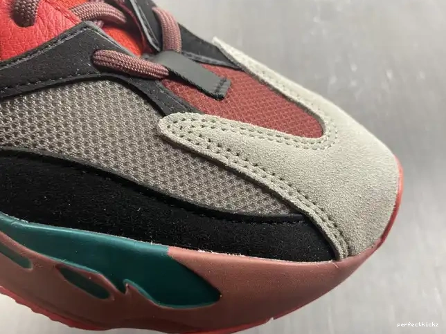 Yeezy Red Boost 700 HQ6979 Hi-Res Adidas 0527